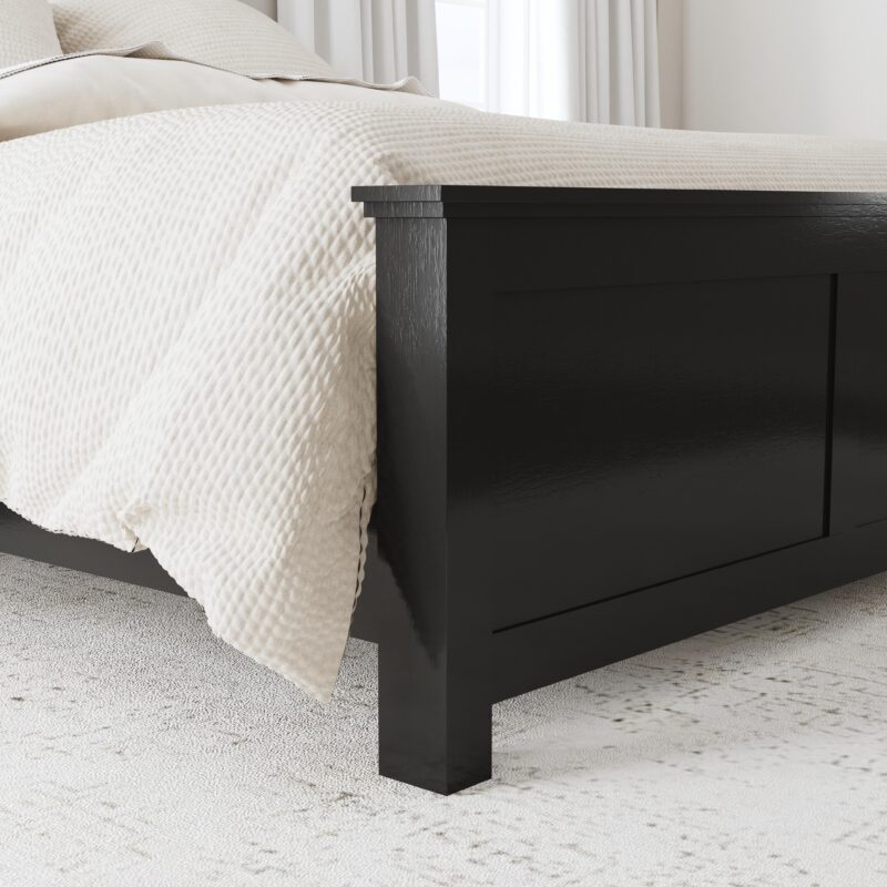 Oak Park King Bed and Two Nightstands