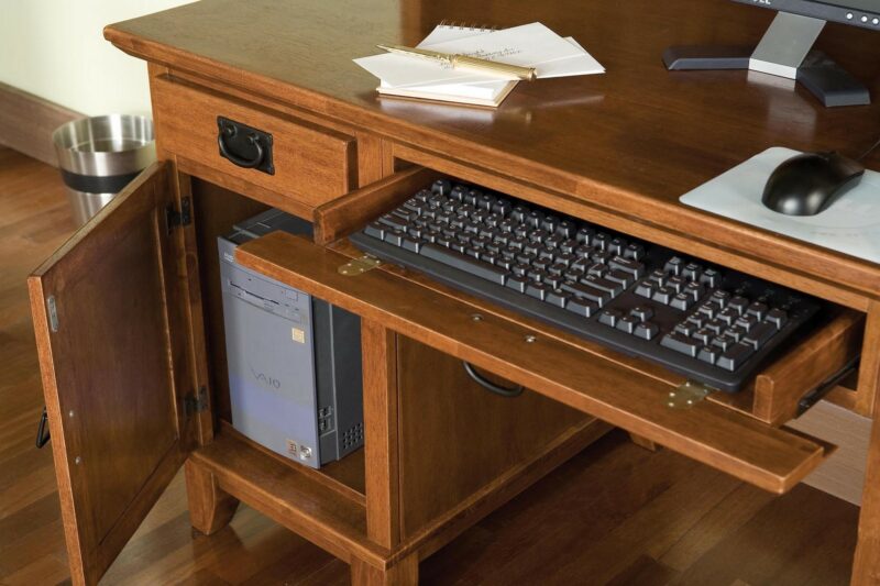 Lloyd Pedestal Desk