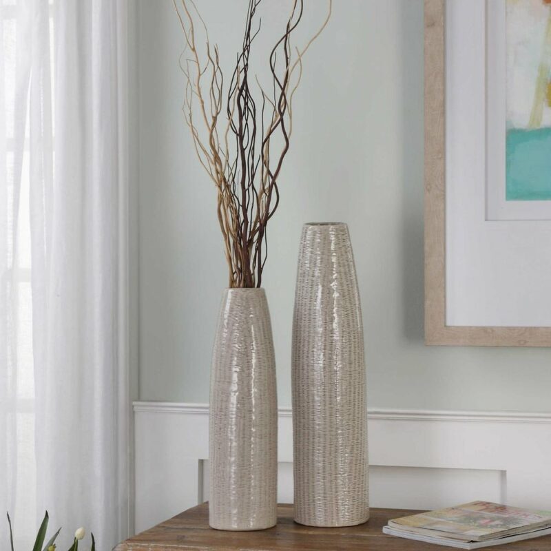 Sara Vases